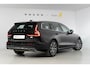 Volvo V60 T6 340PK Automaat Recharge AWD Inscription / Lederen bekleding / Stoel- en stuurverwarming / Harman Kardon / Semi-elektrische trekhaak / Keyless Entry / Elektrische stoelen met geheugen