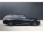 BMW 5-Serie Touring 530d M-Sport - Trekhaak - Pano - Laser - HUD - 360 Camera - Keyless - Sportstoelen - H&K - Fabrieksgarantie - Rijklaar