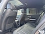 BMW 3-Serie 320i High Executive M-SPORT VOL! SCHUIFDAK l H/K l HUD l 360 l CARPLAY l DAB l M-PERF REMMEN l ORG.NL