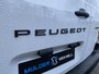 Peugeot e-Partner L1 50 kWh 136pk | ACTIE! | 8 jaar garantie | NAVI | Multimedia | Apple Carplay | Android Auto | Achteruitrijcamera | Parkeersensoren voor en achter | Dode hoek detectie | Surround view | Licht- en regensensor | Mistlampen | Stuurwielbediening | Digital cockpit | Bestuurdersstoel comfort | Reservewiel | van €30.679,21 voor €26.295