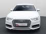 Audi A4 Avant 2.0 TFSI/190PK ultra Sport S line Edition · Stoelverwarming · Navigatie · Trekhaak · Leder/stof ·