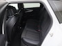 Audi A4 Avant 2.0 TFSI/190PK ultra Sport S line Edition · Stoelverwarming · Navigatie · Trekhaak · Leder/stof ·