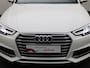 Audi A4 Avant 2.0 TFSI/190PK ultra Sport S line Edition · Stoelverwarming · Navigatie · Trekhaak · Leder/stof ·