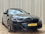 BMW 5-Serie Touring 520i *M-Sport* Panoramadak / LASER / Stoelkoeling / Keyless / Memory Seat / Apple Carplay / Org.NL! / 19"LMV
