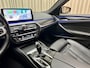 BMW 5-Serie Touring 520i *M-Sport* Panoramadak / LASER / Stoelkoeling / Keyless / Memory Seat / Apple Carplay / Org.NL! / 19"LMV