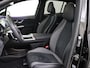 Mercedes-Benz EQE 350 4Matic AMG Line 91 kWh / Stoelverwarming / Memory-Stoelen / 360Graden-Camera / Panorama-schuifdak / Night-Pakket / Luchtvering /