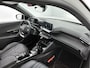 Peugeot e-2008 SUV EV GT Pack 50 kWh 136pk | Navigatie | Schuif-/kanteldak | Achteruitrijcamera | Stoelverwarming | Full Led koplampen | 3D Cockpit | Lederen sportstoelen | Keyless | Parkeersensoren v+a | Adaptieve Cruise Control | Dodehoeksensor | Apple Carplay / Android Auto | DAB+ radio | Donker getint glas | 18" lichtmetalen velgen |
