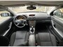 Toyota Avensis Wagon 1.8 VVTi Linea Luna APK 24-07-2026 koppeling matig/slecht