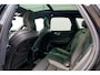 Volvo XC60 2.0 T8 Plug-in hybrid AWD Ultimate Black Edition Luchtvering, Trekhaak, 21", Panoramadak