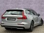 Volvo V60 2.0 T6 Plug-in hybrid AWD Plus Dark | 360° Camera | Stoel en stuurverwarming | Trekhaak | Adaptieve cruise control | Harman/Kardon audio | BLIS dodehoekdetectie |