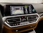 BMW 3-Serie Touring 320e High Executive 204Pk Automaat (APPLE CARPLAY, GROOT NAVI, COGNAC LEDER, TREKHAAK ELEKTRISCH, STOELVERWARMING, SPORTSTOELEN, CAMERA, GETINT GLAS, ELEK ACHTERKLEP, NIEUWSTAAT)