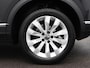 Volkswagen T-Roc 1.5 TSI Sport 150 PK | Automaat | Navigatie | Camera | Stoelverwarming | Climate control | Parkeersensoren | Digital Cockpit Pro | Adaptive Cruise Control | Lendensteun | LED-verlichting |