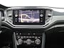 Volkswagen T-Roc 1.5 TSI Sport 150 PK | Automaat | Navigatie | Camera | Stoelverwarming | Climate control | Parkeersensoren | Digital Cockpit Pro | Adaptive Cruise Control | Lendensteun | LED-verlichting |