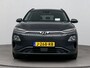 Hyundai Kona Electric EV Fashion 64 kWh | Dodehoek detectie | Parkeersensoren achter en Camera | Warmtepomp | Soh 96,6% |