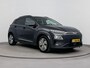 Hyundai Kona Electric EV Fashion 64 kWh | Dodehoek detectie | Parkeersensoren achter en Camera | Warmtepomp | Soh 96,6% |