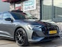 Audi E-tron E-tron 50 3x S-LINE BLACK EDITION PANO l CARPLAY l LUCHTVERING l SFEER l TREKHAAK l ADAPT.CRUISE l ORG.NL l DEALER OND