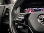 Skoda Karoq 1.5 TSI ACT Sportline 150Pk Automaat (VIRTUAL COCKPIT, APPLE CARPLAY, GROOT NAVI, KUIPSTOELEN, STUUR/STOELVERWARMING, ZWART HEMEL, TREKHAAK, CAMERA, SFEERVERLICHTING, NIEUWSTAAT)
