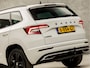 Skoda Karoq 1.5 TSI ACT Sportline 150Pk Automaat (VIRTUAL COCKPIT, APPLE CARPLAY, GROOT NAVI, KUIPSTOELEN, STUUR/STOELVERWARMING, ZWART HEMEL, TREKHAAK, CAMERA, SFEERVERLICHTING, NIEUWSTAAT)
