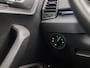 Skoda Karoq 1.5 TSI ACT Sportline 150Pk Automaat (VIRTUAL COCKPIT, APPLE CARPLAY, GROOT NAVI, KUIPSTOELEN, STUUR/STOELVERWARMING, ZWART HEMEL, TREKHAAK, CAMERA, SFEERVERLICHTING, NIEUWSTAAT)