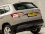 Skoda Karoq 1.5 TSI ACT Sportline 150Pk Automaat (APPLE CARPLAY, GROOT NAVI, CLIMATE, STOELVERWARMING, SPORTSTOELEN, ADAPTIVE CRUISE, KEYLESS, PARKEERSENSOREN, TREKHAAK, NIEUWSTAAT)