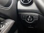 Mercedes-Benz A-klasse 180 Ambition Sport Automaat (SCHUIFDAK, NAVIGATIE, LEDER, CAMERA, STOELVERWARMING, ZWART HEMEL, SPORTSTOELEN, CRUISE, NIEUWE APK, NIEUWSTAAT)