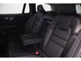 Volvo V60 2.0 T4 Momentum Pro 191PK | Panoramadak | Trekhaak | Leer