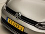 Volkswagen Golf Variant 1.2 TSI Sportline Automaat (APPLE CARPLAY, NAVIGATIE, CLIMATE, STOELVERWARMING, GETINT GLAS, SPORTSTOELEN, LM VELGEN, PARKEERSENSOREN, NIEUWE APK, NIEUWSTAAT)