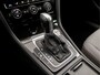 Volkswagen Golf Variant 1.2 TSI Sportline Automaat (APPLE CARPLAY, NAVIGATIE, CLIMATE, STOELVERWARMING, GETINT GLAS, SPORTSTOELEN, LM VELGEN, PARKEERSENSOREN, NIEUWE APK, NIEUWSTAAT)