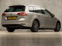 Volkswagen Golf Variant 1.2 TSI Sportline Automaat (APPLE CARPLAY, NAVIGATIE, CLIMATE, STOELVERWARMING, GETINT GLAS, SPORTSTOELEN, LM VELGEN, PARKEERSENSOREN, NIEUWE APK, NIEUWSTAAT)