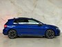 Volkswagen Golf 1.5 eTSI R-Line Pano / 360 / H&K / Trekhaak