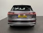 Audi E-tron e-tron 50 quattro Launch edition plus 71 kWh Panoramadak Navigatie Apple Carplay/Android Auto Parkeersensoren Adaptive Cruise Control Memory stoelen Leder Stoelverwarming Climate Control