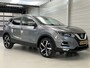 Nissan Qashqai 1.3 DIG-T Tekna + / Trekhaak 1500 KG / Navigatie / Dealer Onderhouden / Panoramadak / Stoelverwarming / Verwarmde Voorruit / Half Lederen Bekleding /
