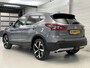Nissan Qashqai 1.3 DIG-T Tekna + / Trekhaak 1500 KG / Navigatie / Dealer Onderhouden / Panoramadak / Stoelverwarming / Verwarmde Voorruit / Half Lederen Bekleding /