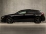 Mercedes-Benz A-klasse 220 AMG Sport 191Pk Automaat (SCHUIFDAK, SFEERVERLICHTING, APPLE CARPLAY, GROOT NAVI, LEDER/ALCANTARA, STOELVERWARMING, WIDESCREEN, CAMERA, NIEUWSTAAT)