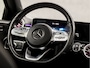 Mercedes-Benz A-klasse 220 AMG Sport 191Pk Automaat (SCHUIFDAK, SFEERVERLICHTING, APPLE CARPLAY, GROOT NAVI, LEDER/ALCANTARA, STOELVERWARMING, WIDESCREEN, CAMERA, NIEUWSTAAT)