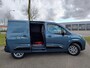 Opel Combo-e Electric L1 50 kWh 136pk | ACTIE! | 3-zits | Houten afwerking laadruimte | Trekhaak voorbereiding | Pakket Look | Climate control | Adaptieve cruise control | Lederen stuurwiel | Stuurverwarming | Multimedia | Carplay | Achteruitrijcamera | Surround View camera | Parkeersensoren voor- en achter | Dode hoek detectie | Licht- en regensensor | Reservewiel | van €36.612 voor €29.250 ex. BTW rijklaar