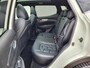 Nissan Qashqai 1.3 DIG-T Tekna + Automaat / Panoramadak / Trekhaak 1.500 kg / Bose audio / 360° camera / Navigatie / Verwarmde voorstoelen / Verwarmde voorruit / DAB / 19" velgen / Winsterset /