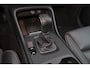 Volvo XC40 T3 Momentum - Sensus navigatie - Cimate Control - Cruise Control - FULL-LED-koplampen - Lederen bekleding - Verwarmbare voorstoelen - Verwarmbare voorruit - Draadloos telefoonlader - Getint glas - 18' LMV - Trekhaak semi elektrisch inklapbaar