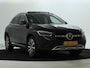Mercedes-Benz GLA 250 e Plug-In Hybride Panorama Schuif-Kanteldak | Achteruitrijcamera | 19 Inch Velgen | Stoelverwarming voor | Sfeerverlichting. Inclusief 24 maanden MB Certified garantie voor Europa.