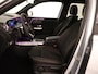 Mercedes-Benz GLB 200 AMG-line 7persoons | Trekhaak | Nightpakket | Keyless-Go comfortpakket | Parkeerpakket met achteruitrijcamera | USB-pakket plus | Winter pakket | GUARD 360 ° Vehicle protection Plus | EASY PACK achterklep |