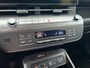 Hyundai Kona 1.6 GDI 141pk HEV Premium | Premium audio | 360 camera | Bestuurdersstoel met geheugen | Adaptive cruise control | Dodehoek detectie | Full LED koplampen | Stoelverwarming | Stoelventilatie | Stuurverwarming