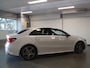 Mercedes-Benz A-klasse 180 Business Solution AMG Full options, Amg pakket!!, Navigatie, Achteruitrijcamera, Clima controle, Cruise controle, Stoel verwarming, Sportstoelen Alcantara/ Leder, Lm velgen Amg 18'', 37.000km!!, Nederlandse auto!! Bovag afleverpakket 695,-