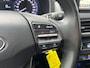Hyundai Kona 1.0 T-GDI 120pk Fashion | Navigatie | Camera | Stoelverwarming | 17'' Lichtmetalen velgen | Dodehoek detectie | Elektrische voorstoelen | Carplay | Inklapbare spiegels | Cruise control | Boordcomputer
