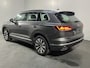 Volkswagen Touareg 3.0 TSi eHybrid 4MOTION Elegance / AUTOMAAT/ 381 PK/ PANO/ TREKHAAK/ CAMERA/ PARK. SENSOREN/ LEDEREN MEMORY SEATS/ KEYLESS/ STOELVERWARM & MASSAGE/ KEYLESS/ MATRIX/ APP CONNECT/ ADAPT. CRUISE/ 19" LMV