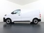 Peugeot Expert L2 145 pk | Navigatie | Achteruitrijcamera | Parkeersensoren Achter | Trekhaak | 2 Zitplaatsen Rechtsvoor | Zijschuifdeur Rechts | LED Dagrijverlichting | Airco | Cruise Control | Apple Carplay/Android Auto |