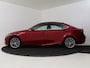Lexus IS 300h Hybrid Luxury Line | Premium Navigatie | Safety System | Stoelverwarming & Koeling |