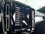Volvo XC40 B4 Plus Dark | Parkeercamera | Stoel- en Stuurverwarming | Harman Kardon | Trekhaak