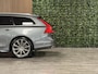 Volvo V90 T8 AWD Recharge Inscription | Vol! | Luchtvering | Bowers & Wilkins | Trekhaak | Stoelventilatie | Schuifdak | Head-Up Display | Stoelmassage | Adaptieve Cruise Control | Standkachel met Volvo On Call App | Stoelverwarming | Full LED Meesturende koplampen