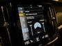 Volvo V90 T8 AWD Recharge Inscription | Vol! | Luchtvering | Bowers & Wilkins | Trekhaak | Stoelventilatie | Schuifdak | Head-Up Display | Stoelmassage | Adaptieve Cruise Control | Standkachel met Volvo On Call App | Stoelverwarming | Full LED Meesturende koplampen