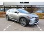 Toyota bZ4X Premium 71 kWh 3-fase Bi-Tone | Rijklaar | Panoramadak | Leder | Memory | LED | 360 Camera | JBL